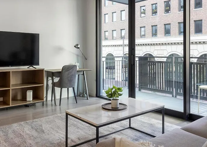 Landing Stylish 2Bd Courtyard Clubhouse Apartment Tucson