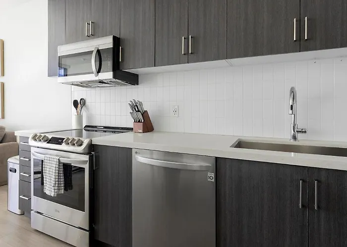 Apartment Landing Stylish 2Bd Courtyard Clubhouse